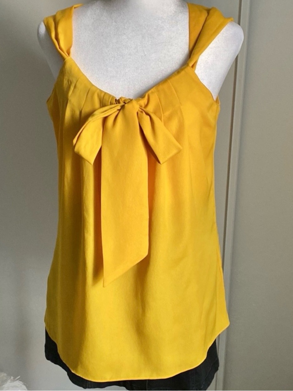 Banana Republic Mustard Yellow Sleeveless Bow Tie Neck Blouse Tank Top